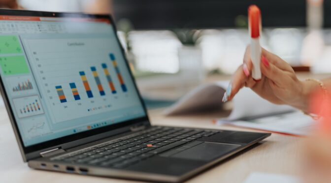 What Are the Advantages of Using a Virtual Assistant for Market Research?