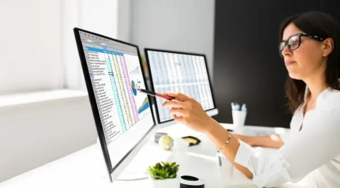 The Ultimate Guide for Business Coaches: Finding and Managing Your Perfect Virtual Assistant