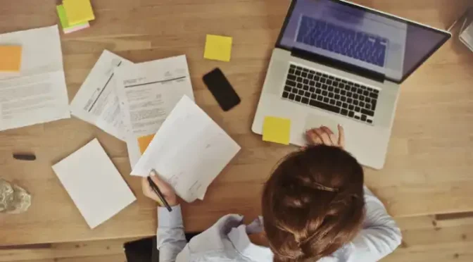 Why Business Coaches Struggle With Marketing (And How to Fix It Without Burning Out)