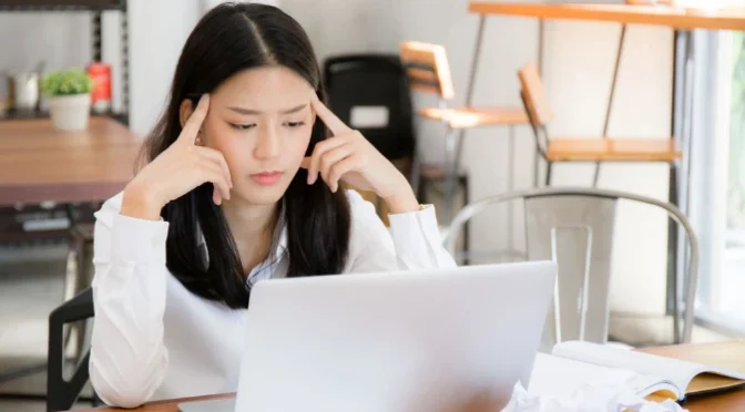 Coaching Without Selling: How to Attract Clients Without Feeling Pushy